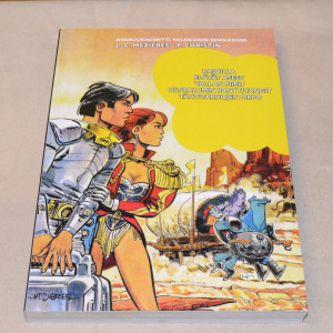 Avaruusagentti Valerian integraali Rajoilla / Elävät aseet / Vallan piirit / Ultralumin panttivangit / Tähtitarhojen orpo